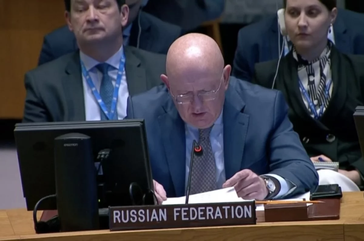 Небензя: РФ хочет запрета любого оружия в космосе